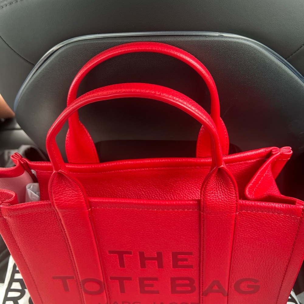 Medium Red MARC JACOBS Tote Bag -THE TOTE